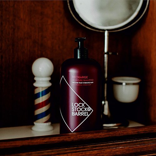 Шампунь увлажняющий для мужчин - Lock Stock & Barrel Recharge Moisture Shampoo